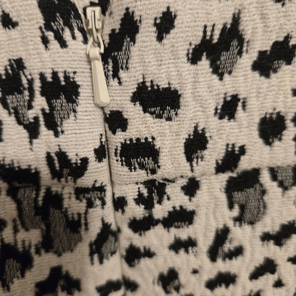 Ann Taylor Loft Women’s Mini Skirt Sz SP Black White Leopard Print Stretch - Picture 4 of 6